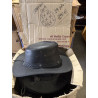 LOT DE 29 CHAPEAU EN CUIR