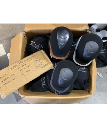 LOT DE 24 CASQUES